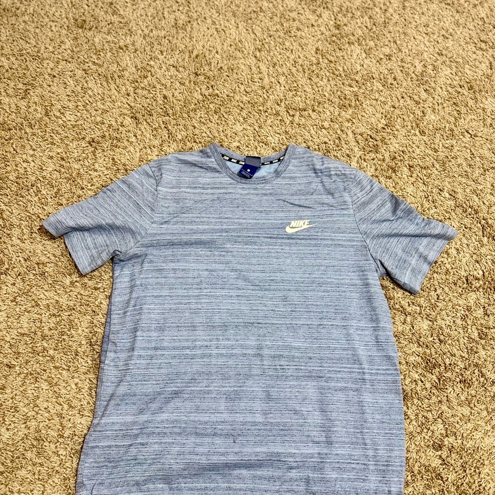 Nike Men's Advanced Knit Heathered Blue Short Sleeve Tee